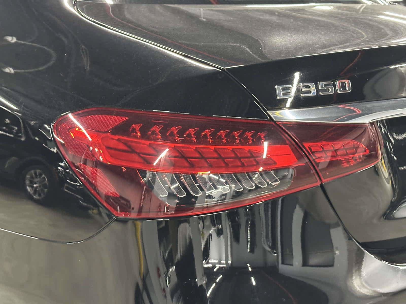 Used 2023 Mercedes-Benz E 350 4MATIC Sedan image 11