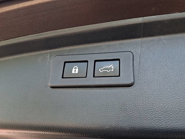 Used 2022 Subaru Outback Touring XT AWD/4WD image 32