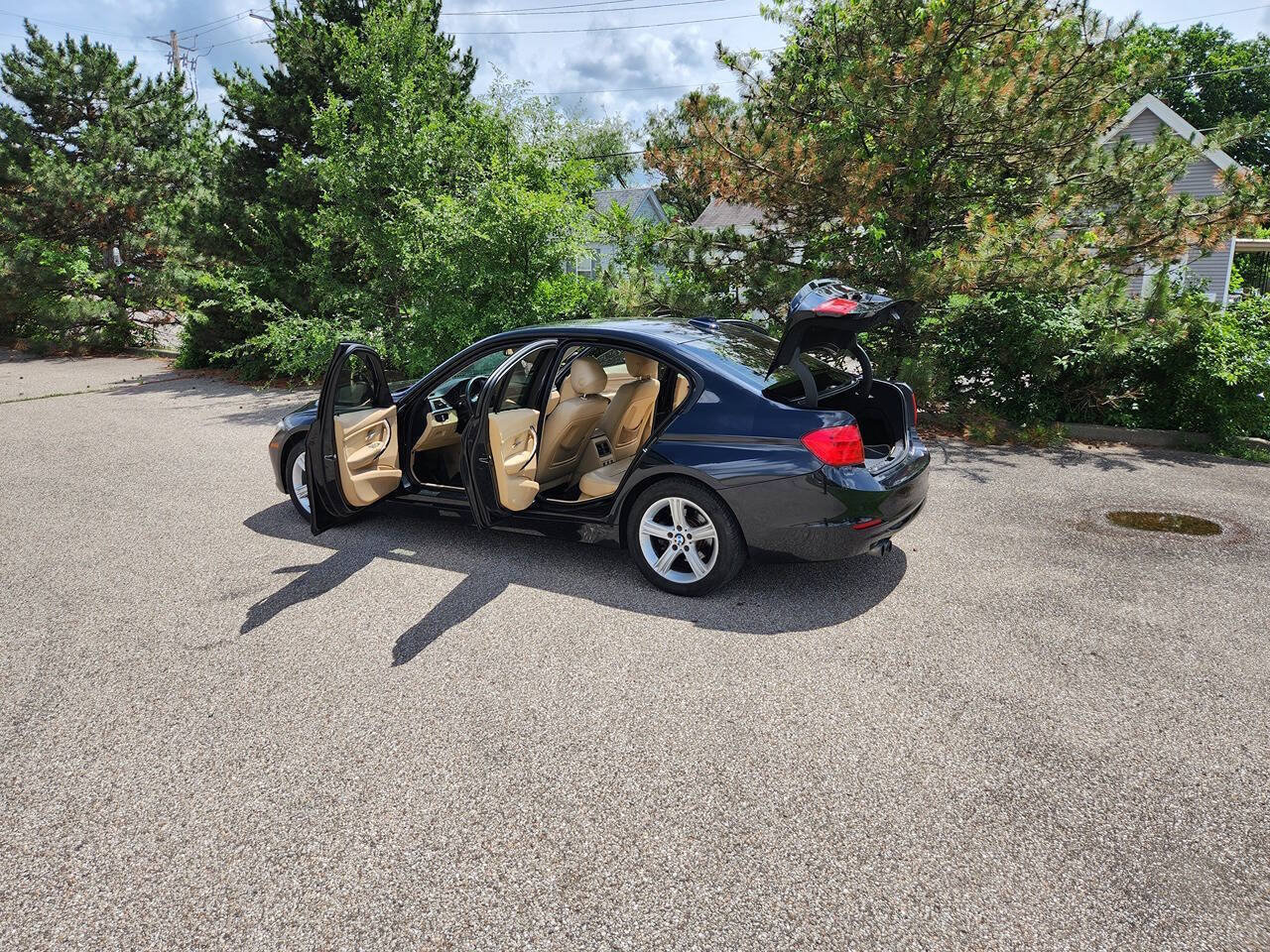 Used 2015 BMW 328i xDrive Sedan AWD/4WD image 27