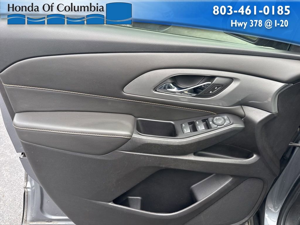 Used 2020 Chevrolet Traverse LS image 21