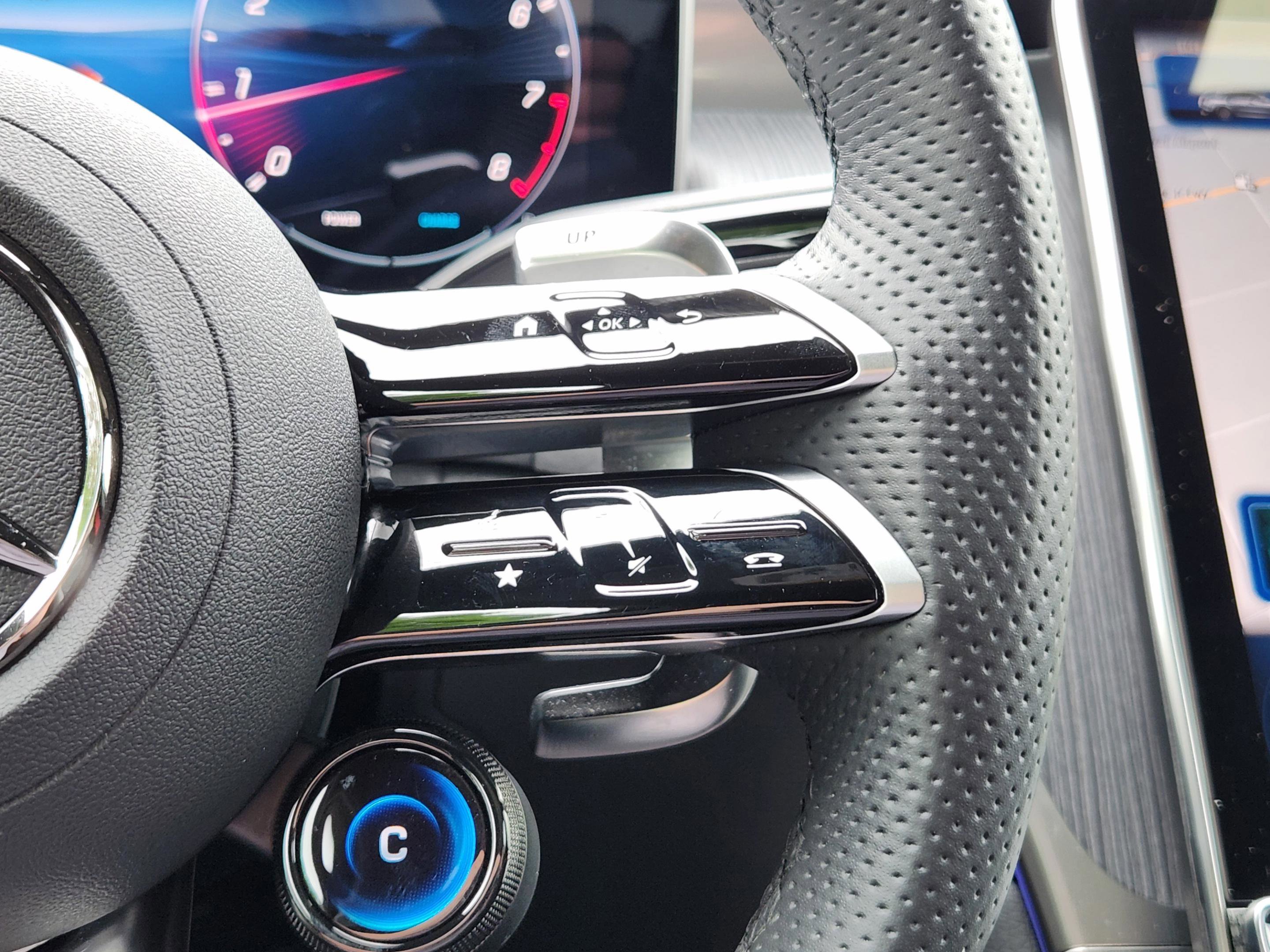 Certified 2025 Mercedes-Benz GLC 43 AMG 4MATIC Coupe image 21