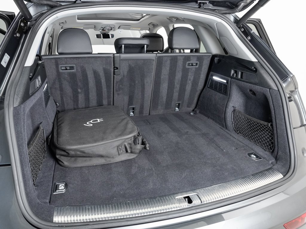Used 2020 Audi Q5 e Premium Plus image 26
