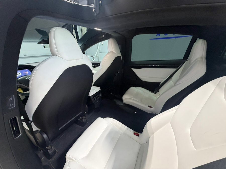Used 2020 Tesla Model X Long Range AWD/4WD image 27
