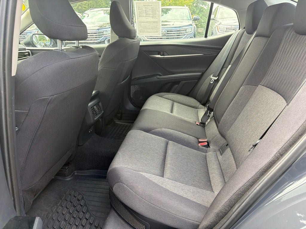Used 2025 Toyota Camry LE AWD/4WD image 16