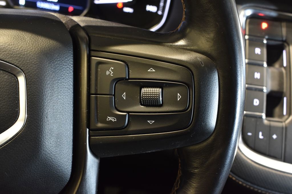 Used 2021 GMC Yukon XL AT4 w/ AT4 Premium Plus Package AWD/4WD image 22