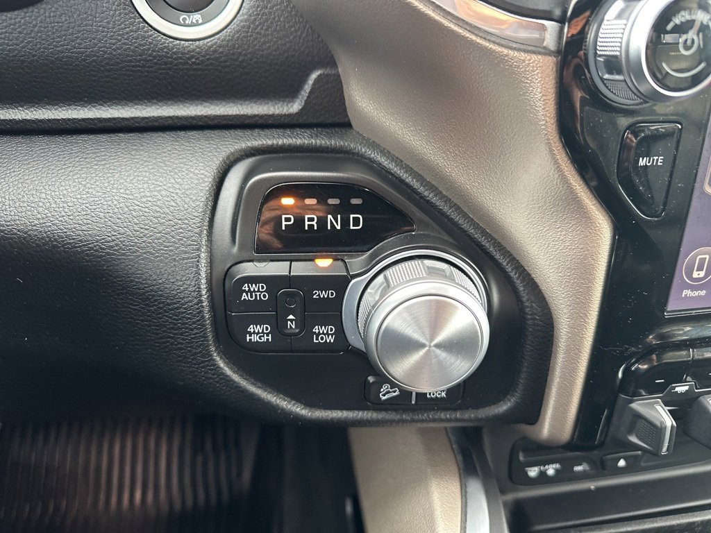 Used 2019 RAM 1500 Laramie w/ Sport Appearance Package image 10