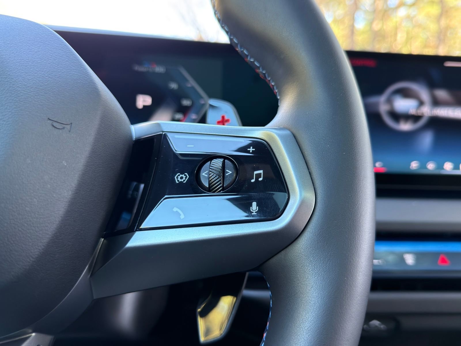 Certified 2025 BMW X3 M50 image 24