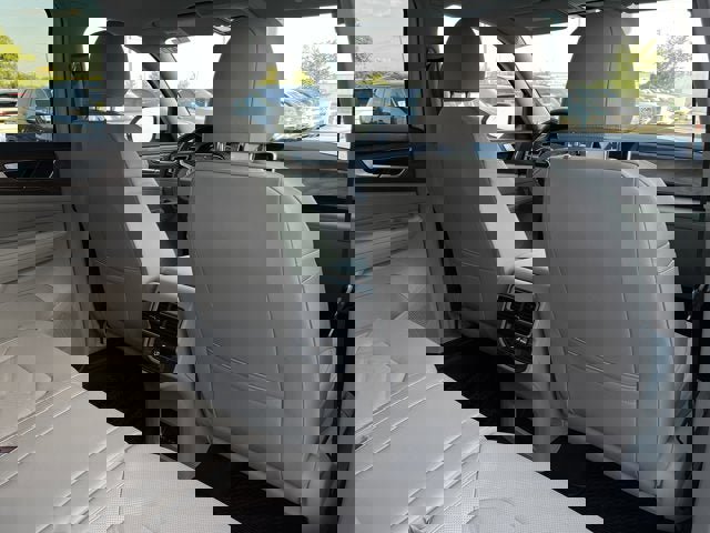 New 2026 Volkswagen Atlas SE image 28