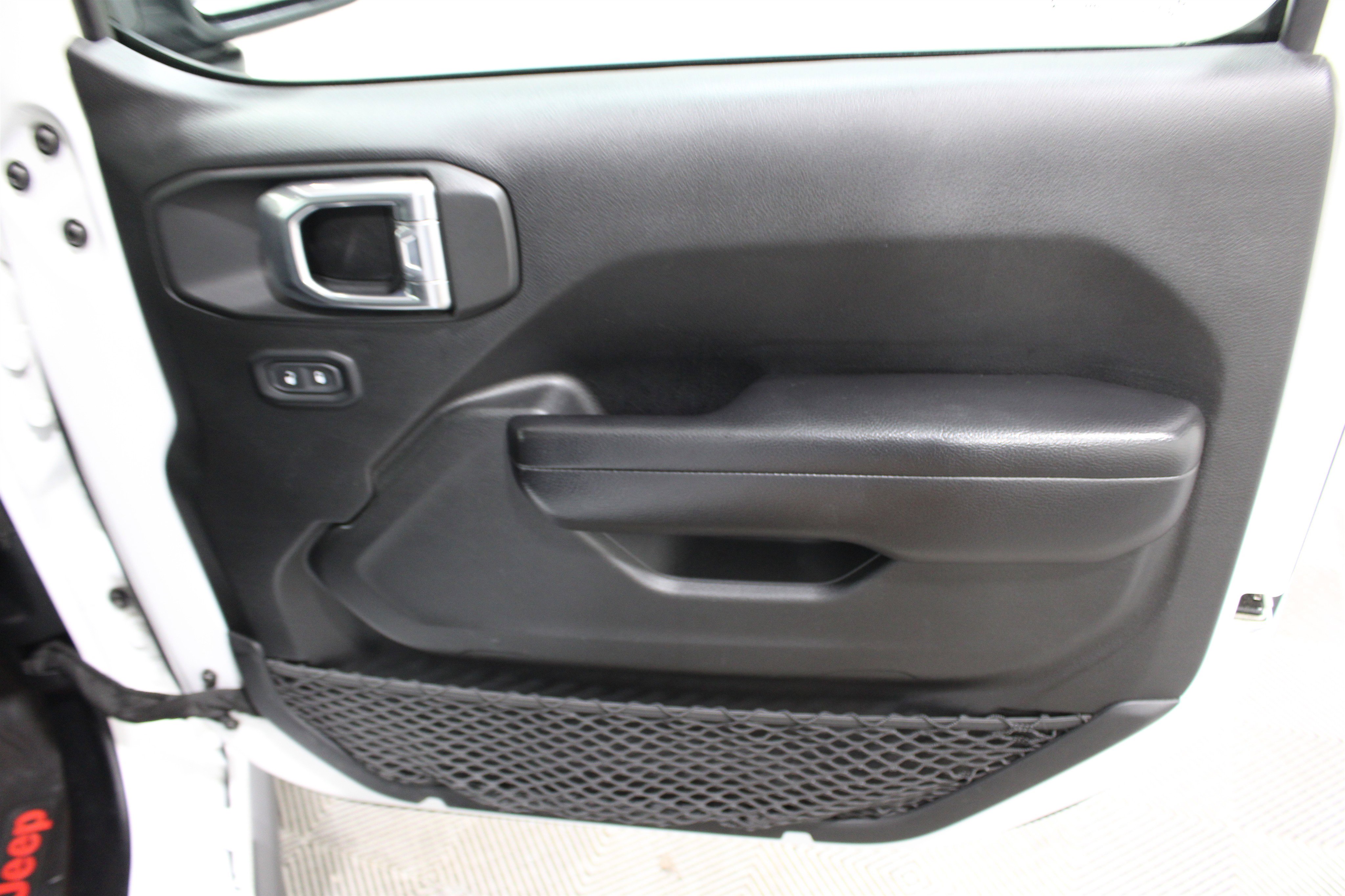 Used 2021 Jeep Gladiator Sport AWD/4WD image 24