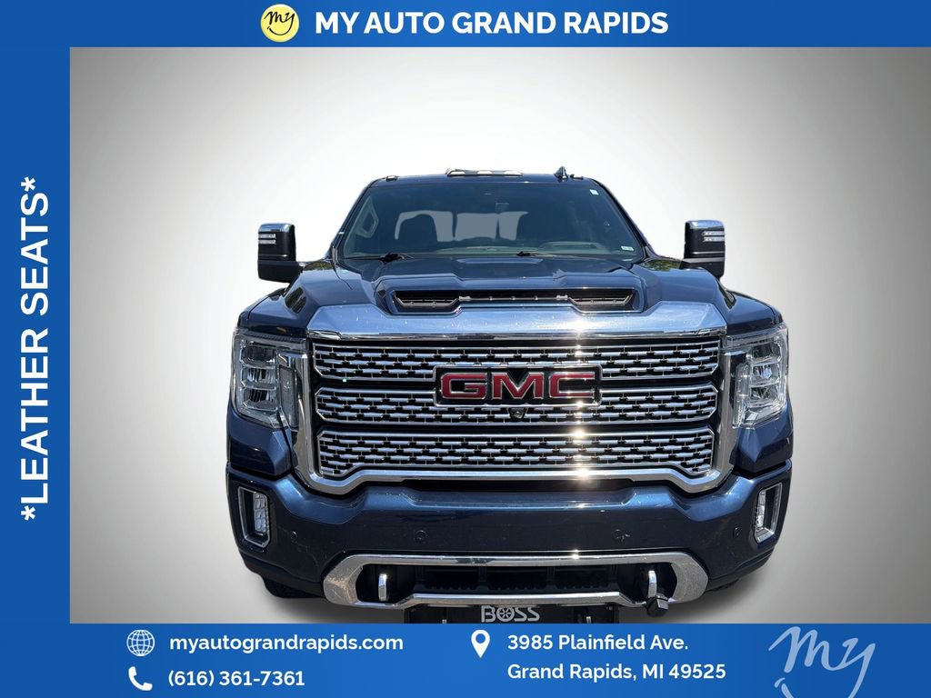 Used 2020 GMC Sierra 3500 Denali w/ Denali Ultimate Package AWD/4WD image 2