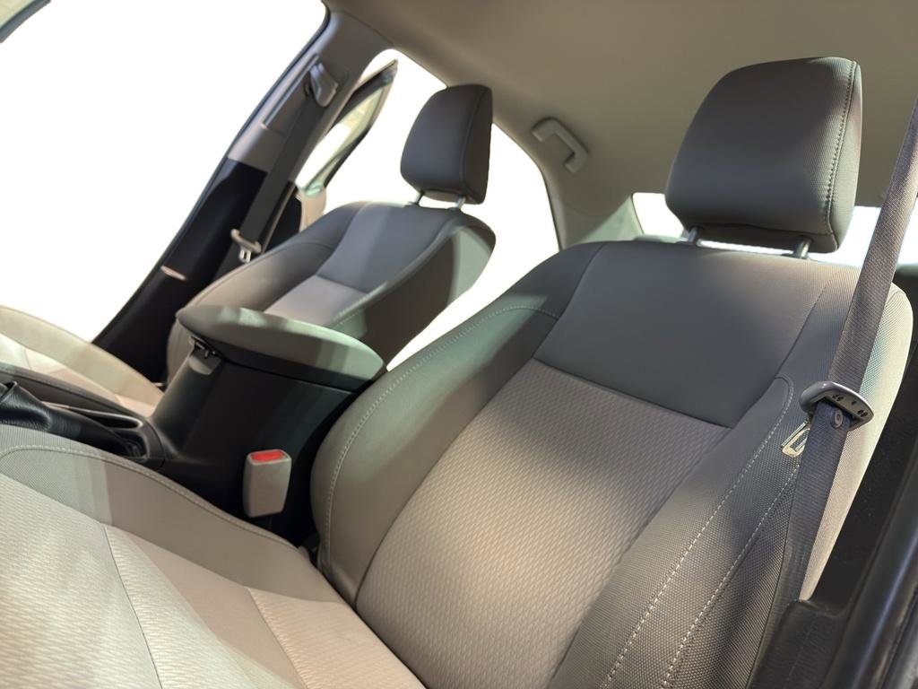 Used 2015 Toyota Corolla LE image 15