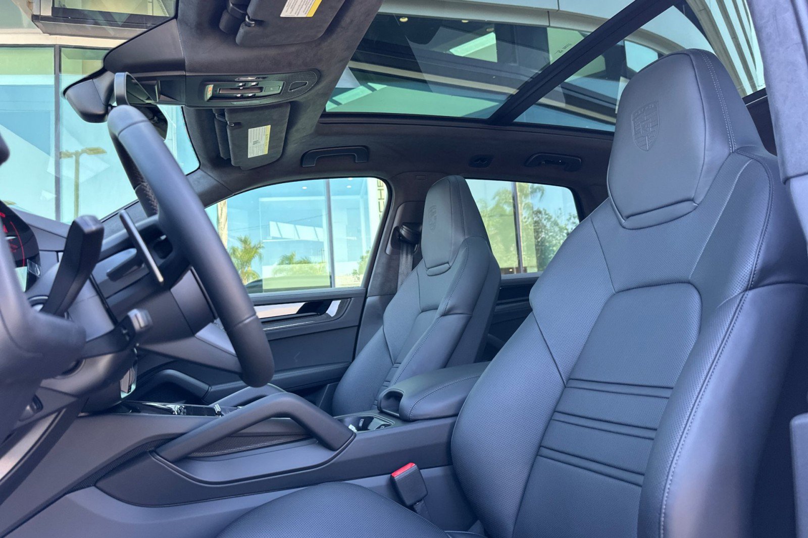New 2026 Porsche Cayenne GTS image 5