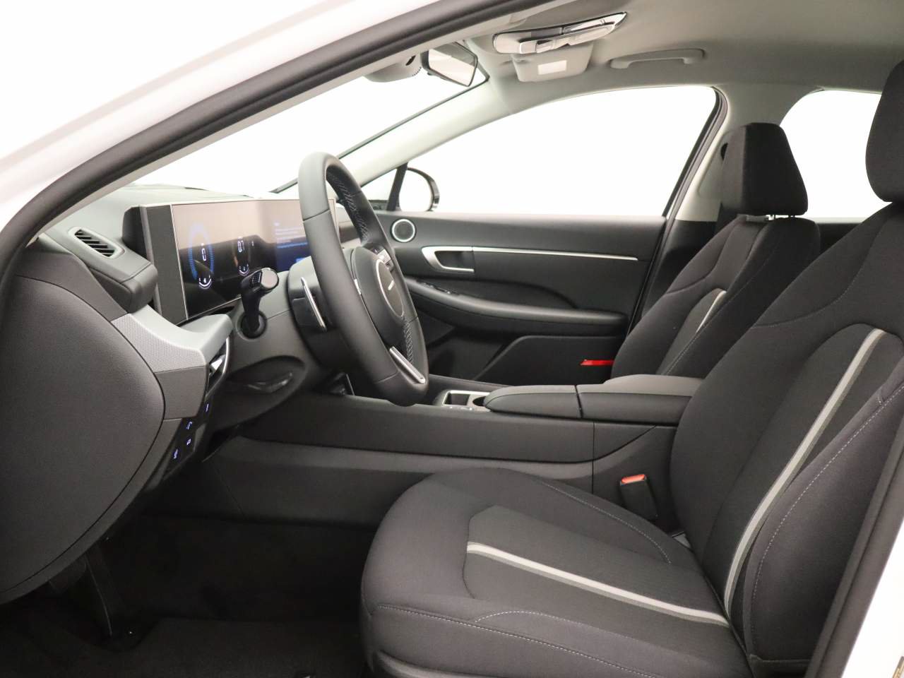 New 2026 Hyundai Sonata SEL FWD image 15