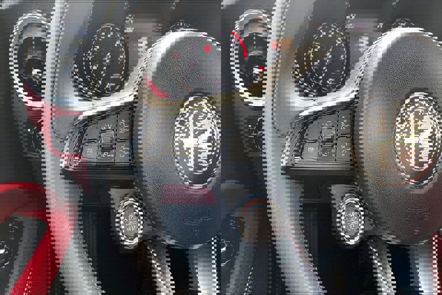 Used 2021 Alfa Romeo Stelvio Ti w/ Nero Edizione image 23