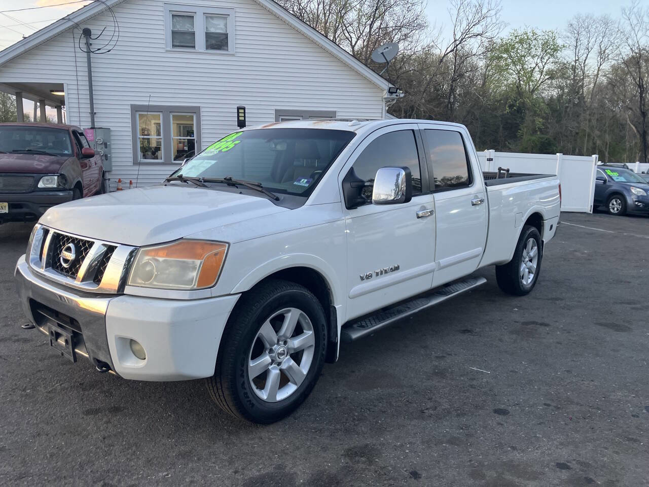 Used 2008 Nissan Titan LE w/ Navigation Pkg AWD/4WD image 3