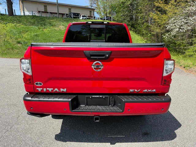 Used 2021 Nissan Titan SV w/ SV Convenience Package AWD/4WD image 8