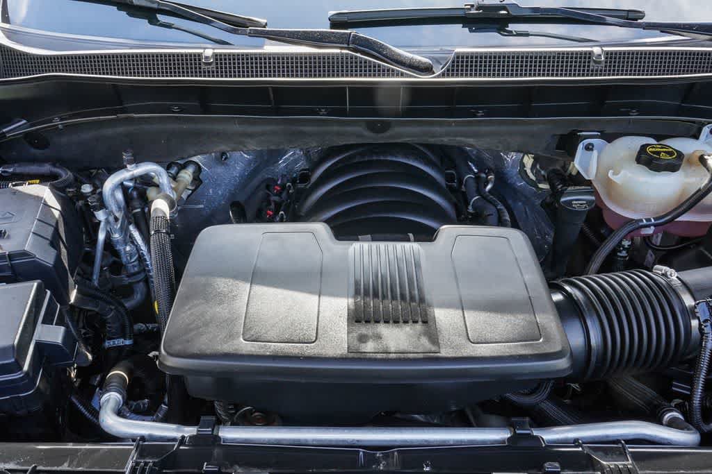 Used 2024 Chevrolet Suburban LT AWD/4WD image 26