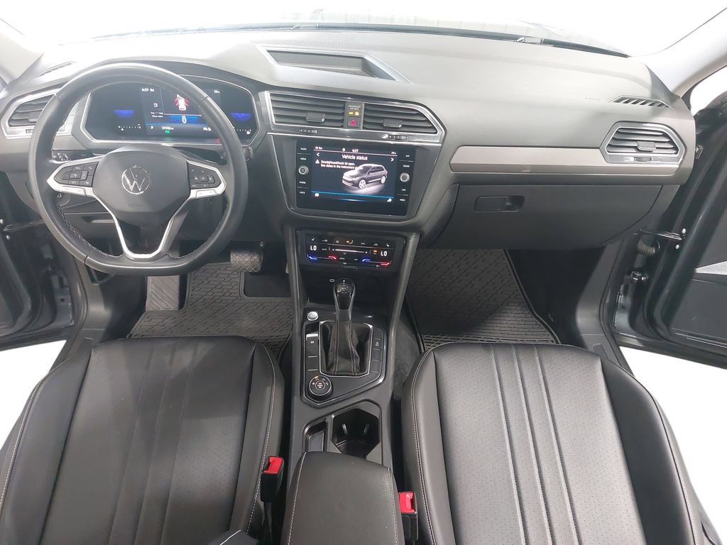 Used 2022 Volkswagen Tiguan SE AWD/4WD image 9