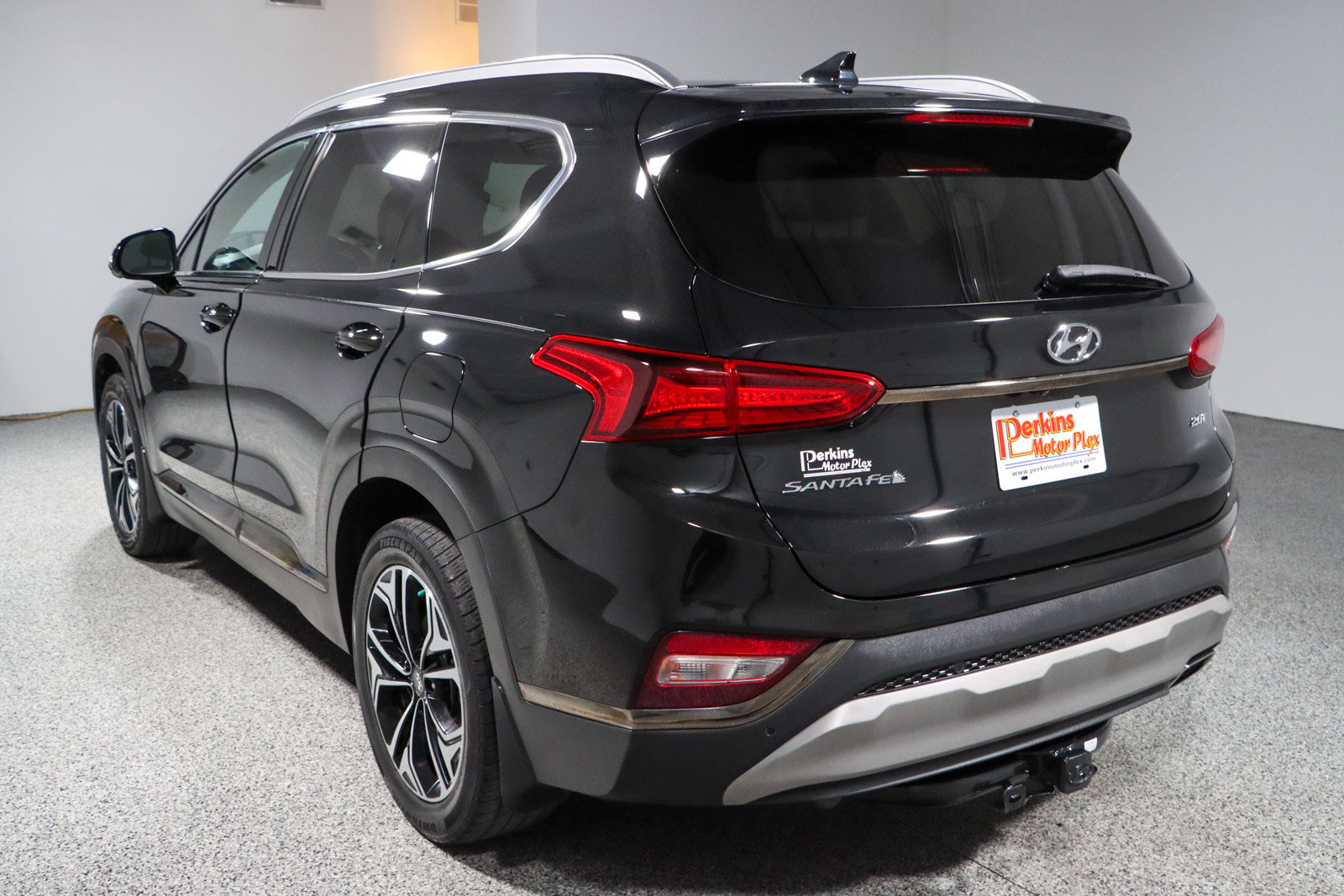 Used 2020 Hyundai Santa Fe Limited FWD image 9