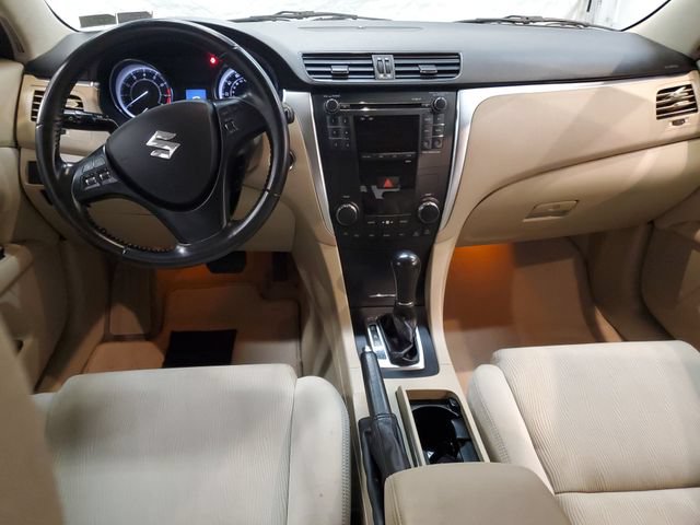 Used 2010 Suzuki Kizashi SE FWD image 13