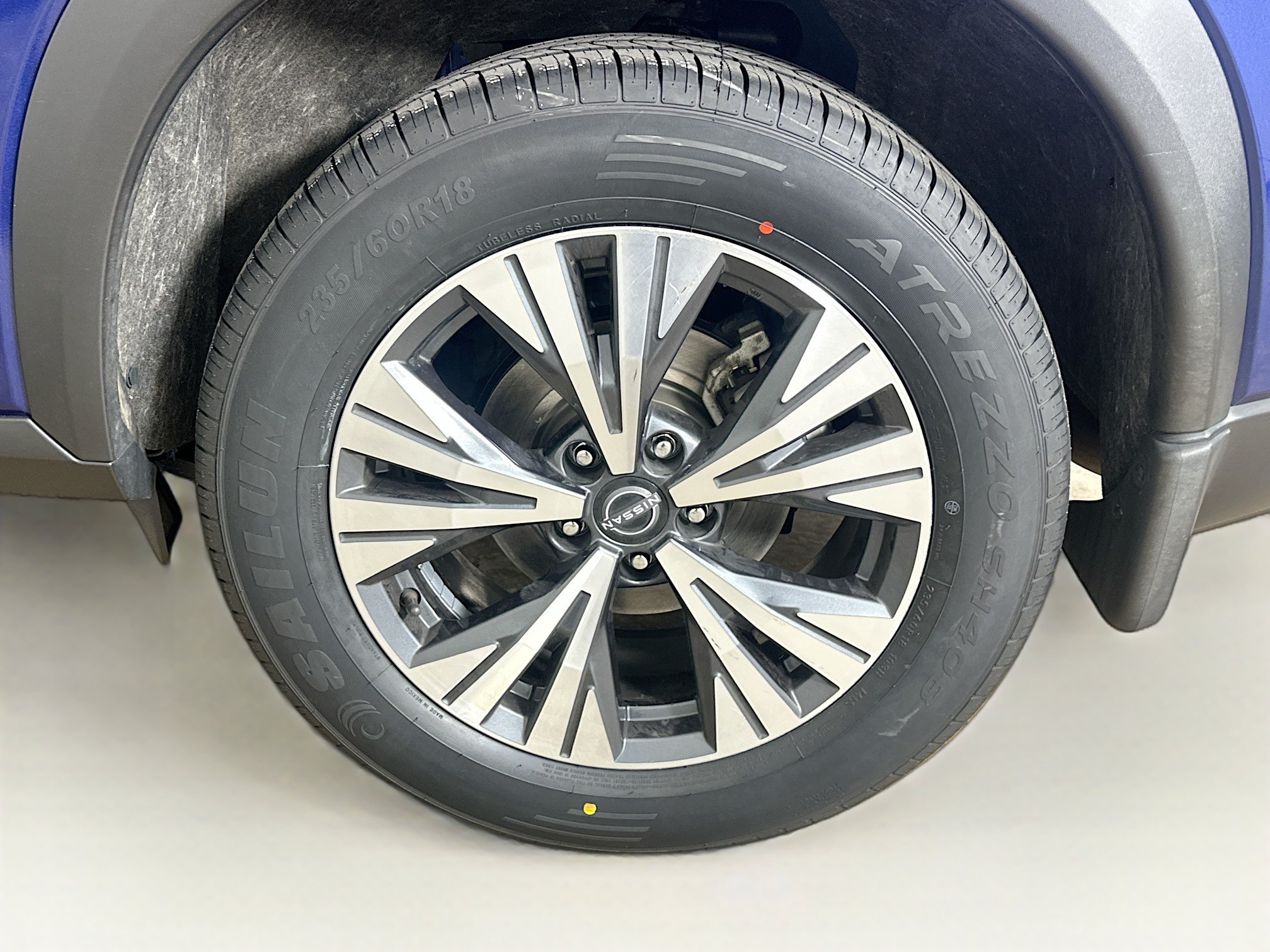 Used 2023 Nissan Rogue SV w/ SV Premium B Package AWD/4WD image 11