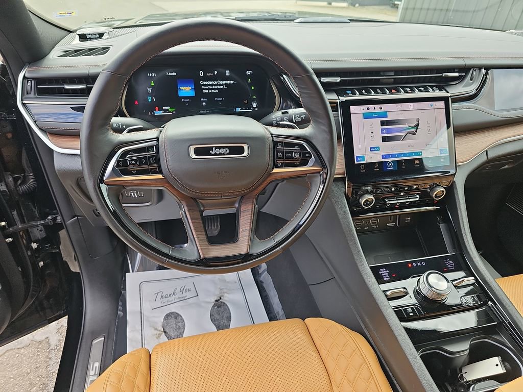 Used 2023 Jeep Grand Cherokee Summit w/ Luxury Tech Group V image 20