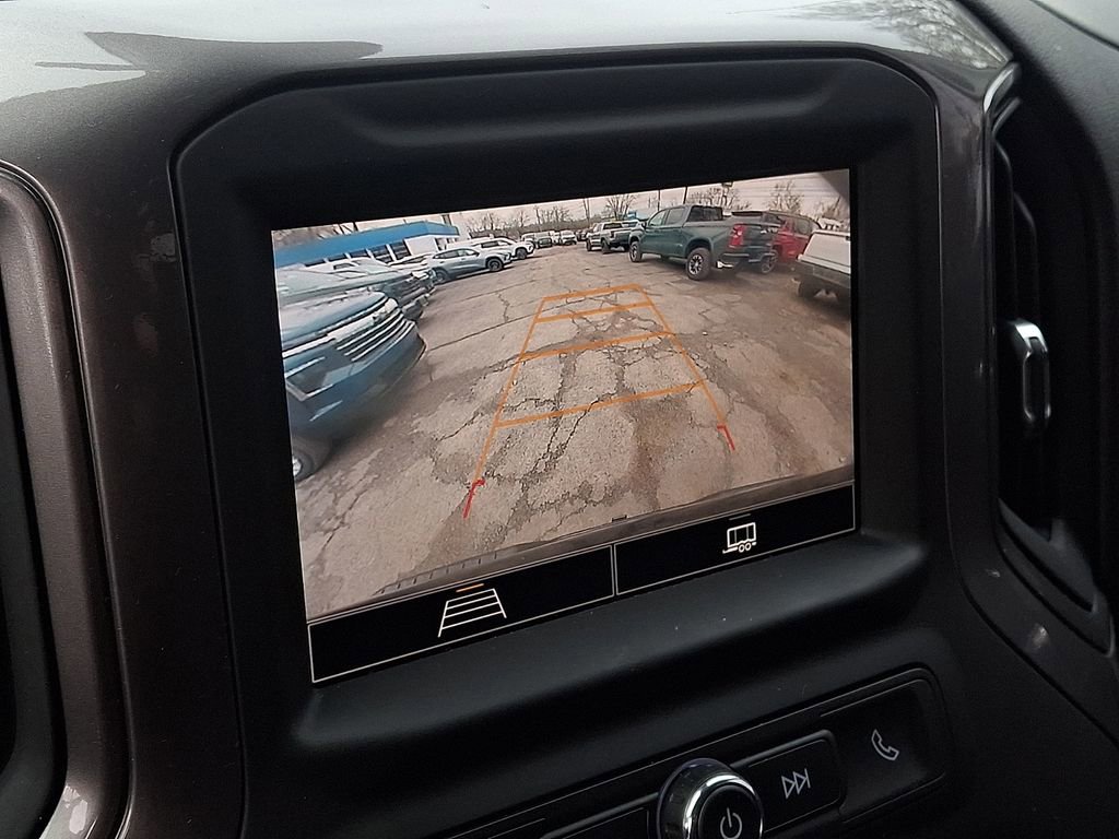 Used 2025 Chevrolet Silverado 1500 Custom image 17