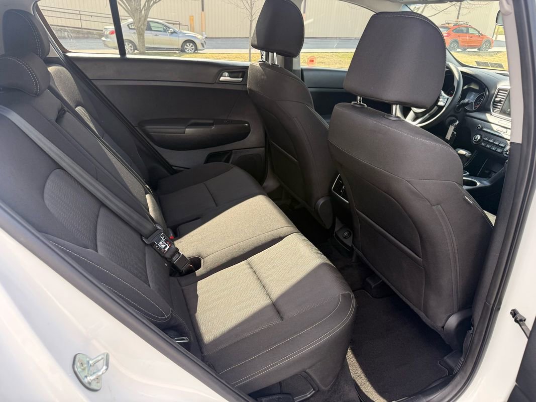 Used 2022 Kia Sportage LX FWD image 13