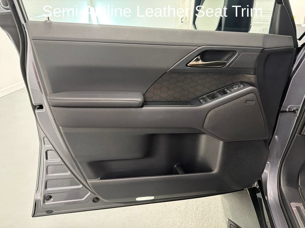 Used 2025 Lexus GX 550 AWD/4WD image 15