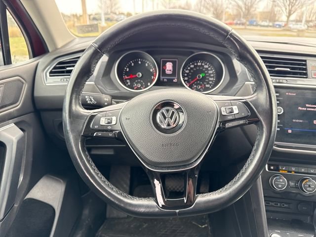 Used 2019 Volkswagen Tiguan SE w/ Panoramic Sunroof Package image 20