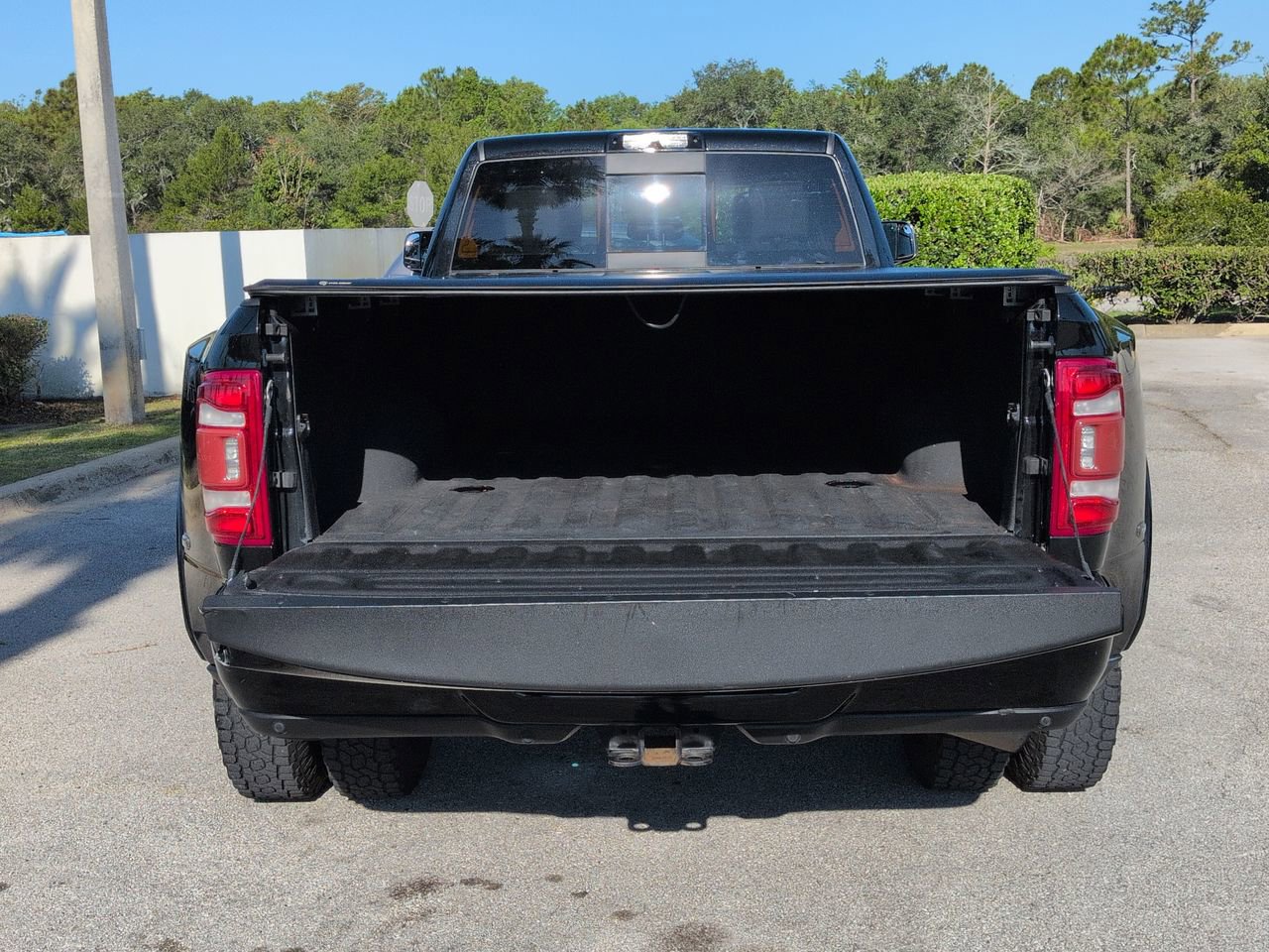 Used 2020 RAM 3500 Laramie AWD/4WD image 12