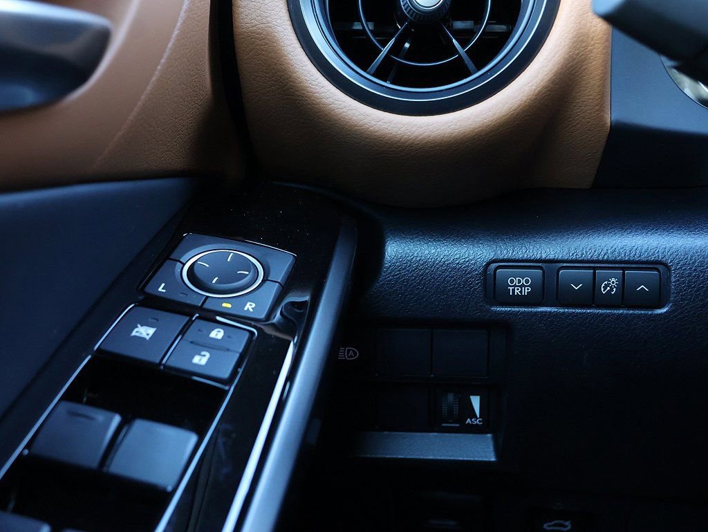 New 2025 Lexus IS 350 F Sport w/ Navigation Package image 26