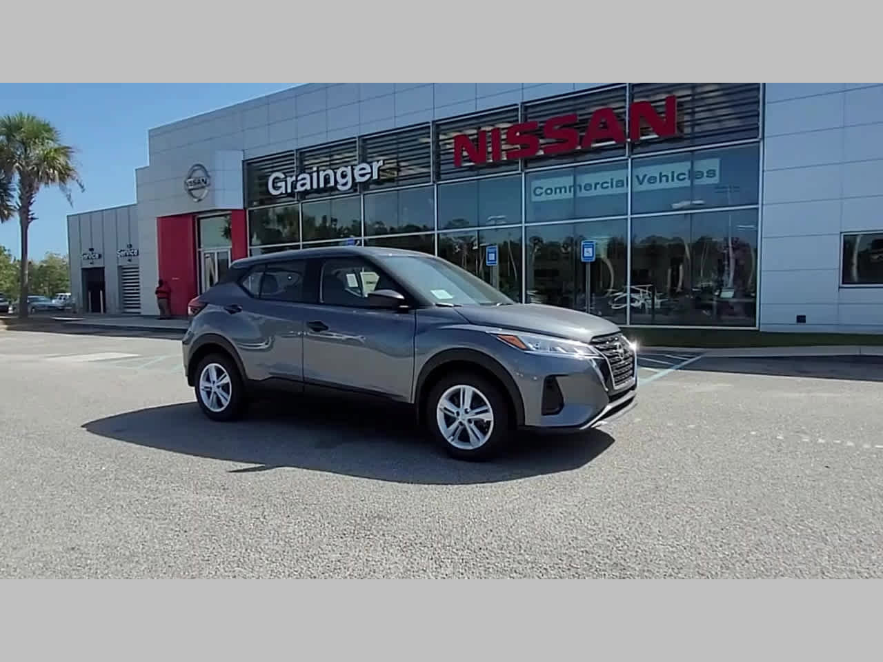 New 2025 Nissan Kicks Play S image 16