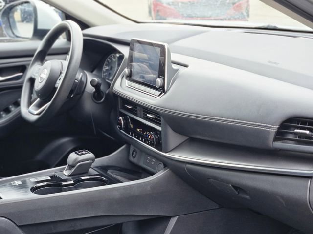 Certified 2024 Nissan Rogue SV FWD image 13