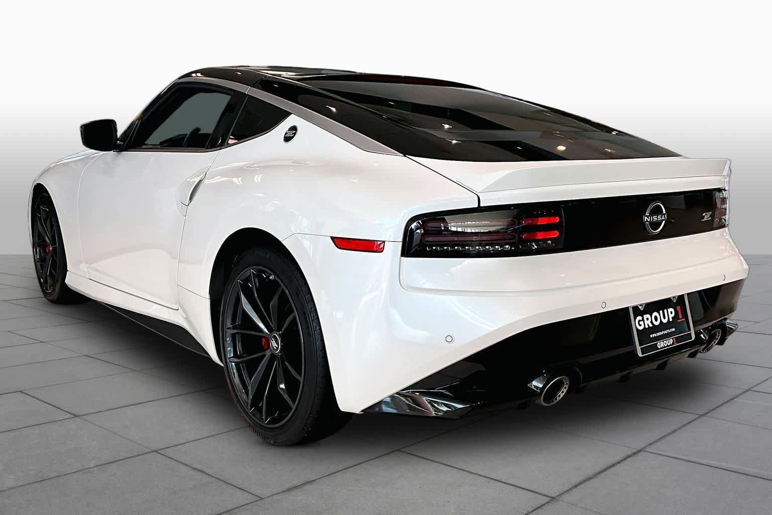 Certified 2025 Nissan Z Performance w/ Floor Mat Package RWD image 12