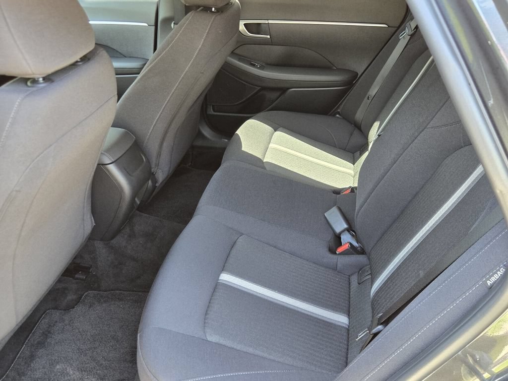 Certified 2025 Hyundai Sonata SE FWD image 6