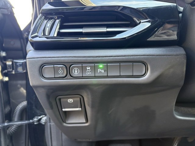 Used 2023 Acura MDX SH-AWD w/ Technology Package image 30