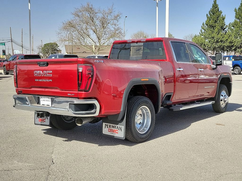 New 2026 GMC Sierra 3500 SLT w/ SLT Premium Package image 4