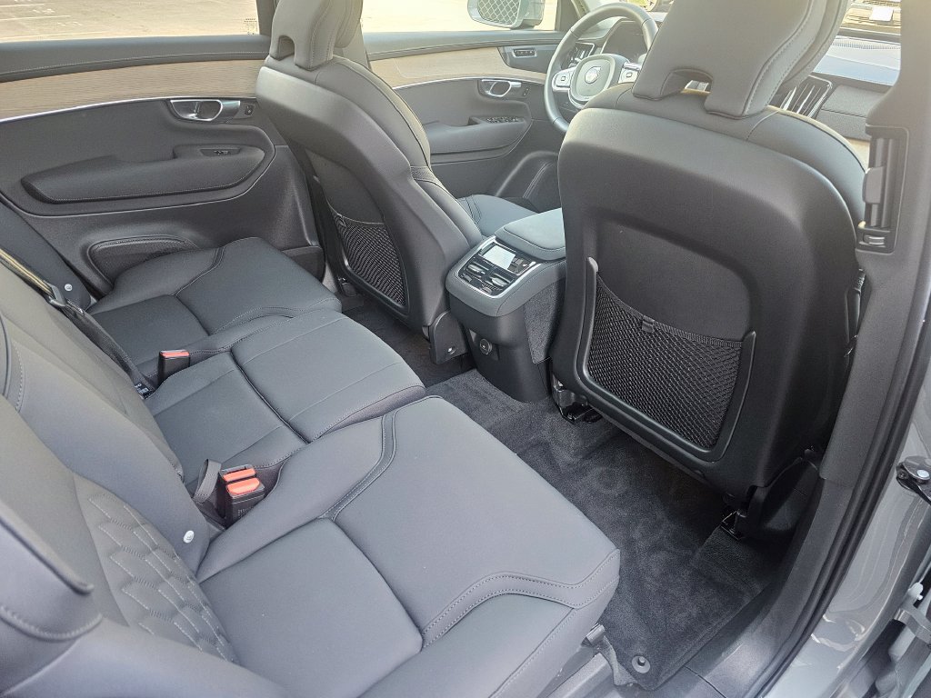 Certified 2026 Volvo XC90 B6 Plus w/ Protection Package AWD/4WD image 6