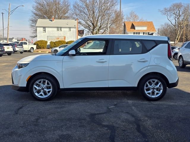 Used 2024 Kia Soul LX w/ Option Group 015 image 4