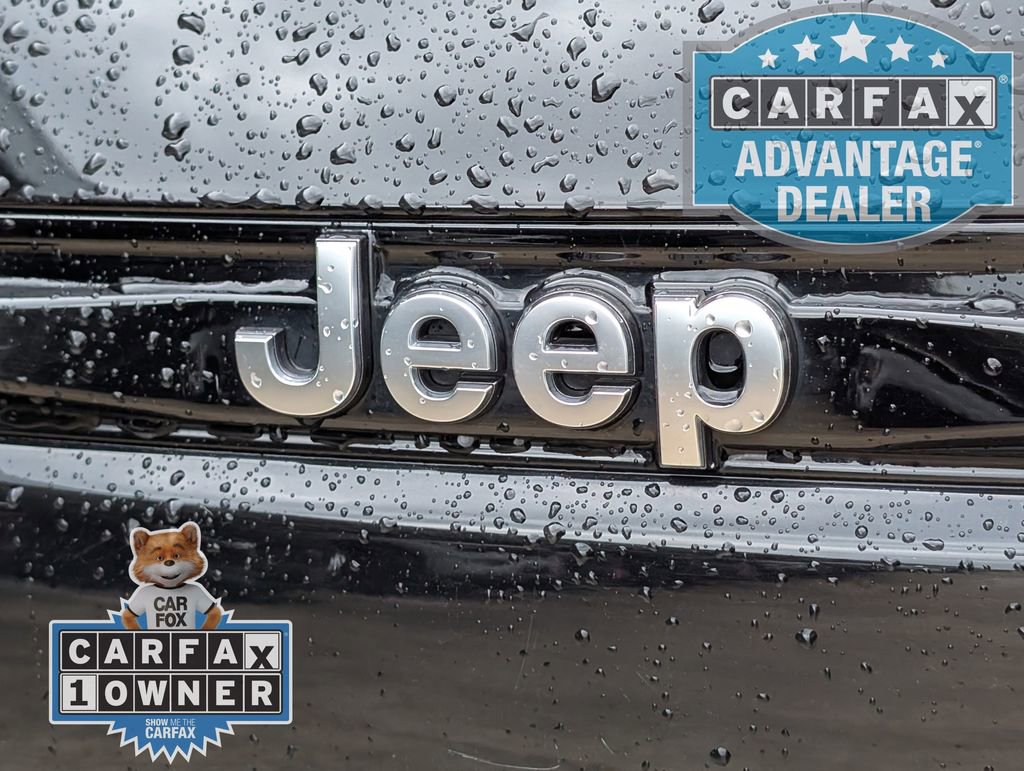 Used 2022 Jeep Grand Cherokee Summit AWD/4WD image 36