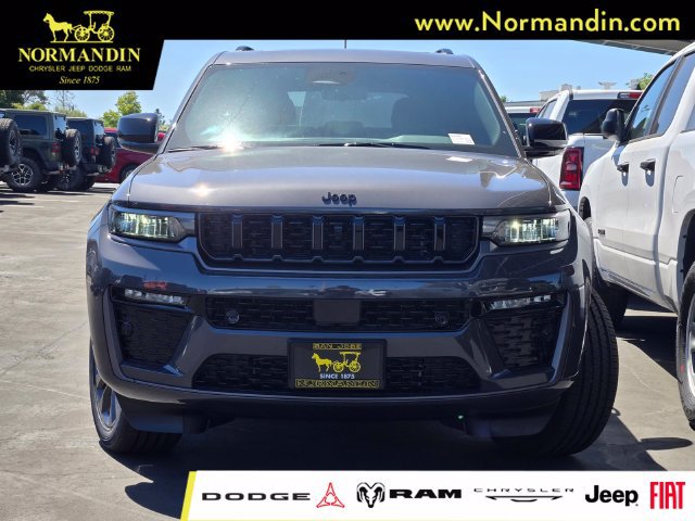 New 2026 Jeep Grand Cherokee Limited AWD/4WD image 2