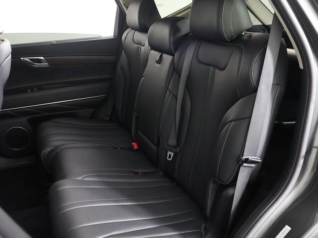 Used 2024 Genesis GV80 2.5T image 31