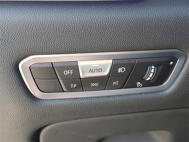 Used 2022 BMW X5 xDrive40i w/ Premium Package image 19