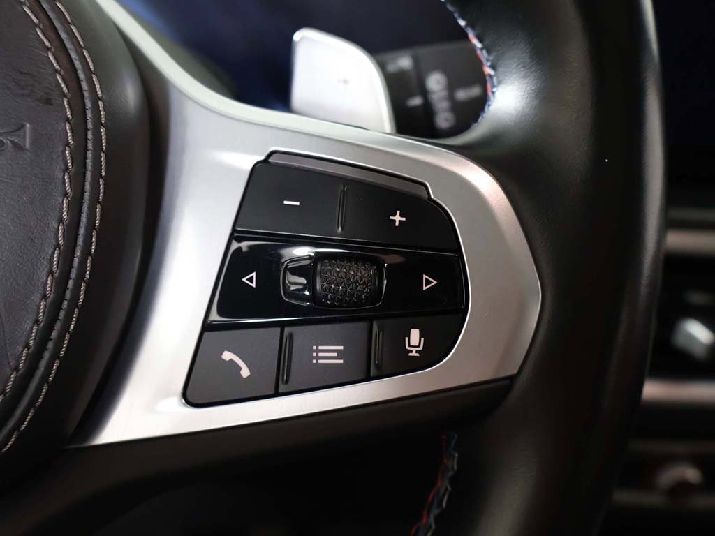 Used 2024 BMW X7 M60i w/ Executive Package image 57