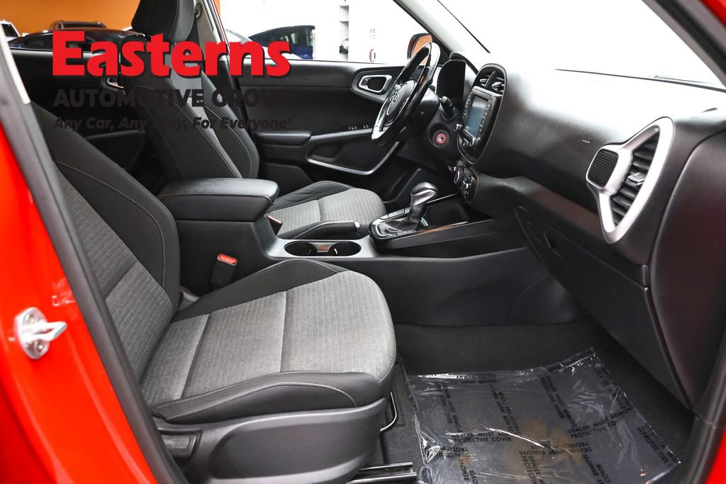 Used 2020 Kia Soul EX FWD image 24