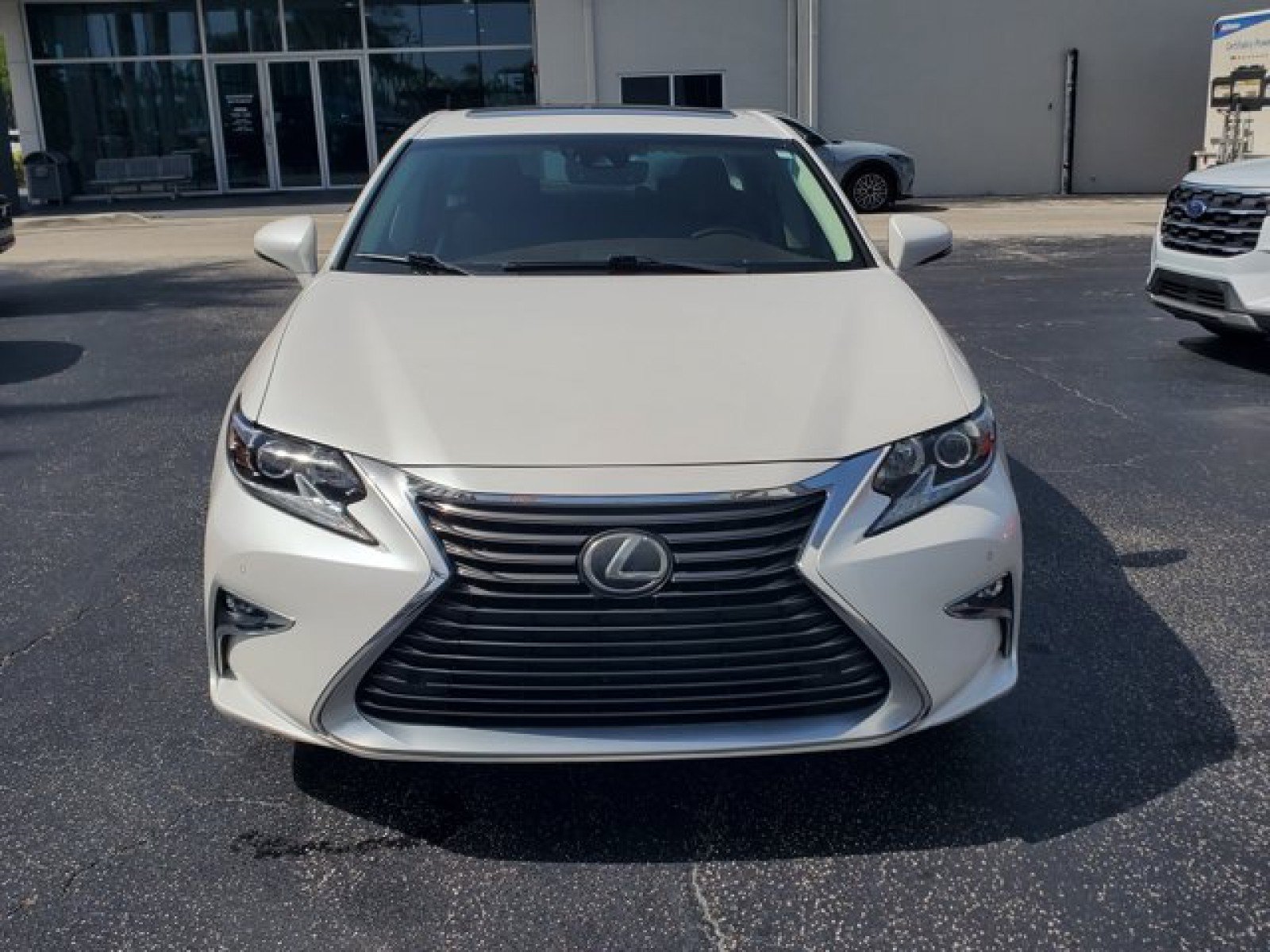 Used 2018 Lexus ES 350 w/ Premier Package FWD video 2