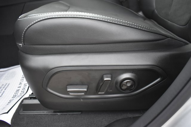 New 2026 Jeep Grand Cherokee Altitude AWD/4WD image 14
