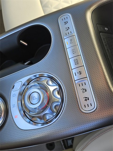 Used 2024 Genesis GV60 Performance image 26