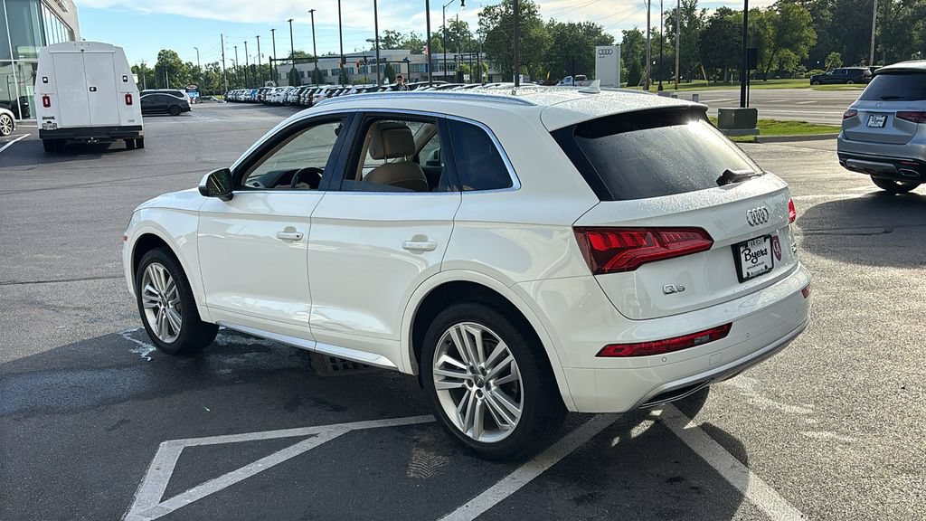 Used 2018 Audi Q5 2.0T Premium Plus w/ Premium Plus Package AWD/4WD image 4